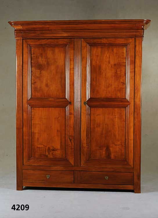 Dielenschrank, Elsaß-Lothringen, um 1780/1810, auf Rahmen gearbeitet, Korpus Kirschbaum massiv, Eiche und Weichholz, ausgesuchtes Kernholz bei ...
