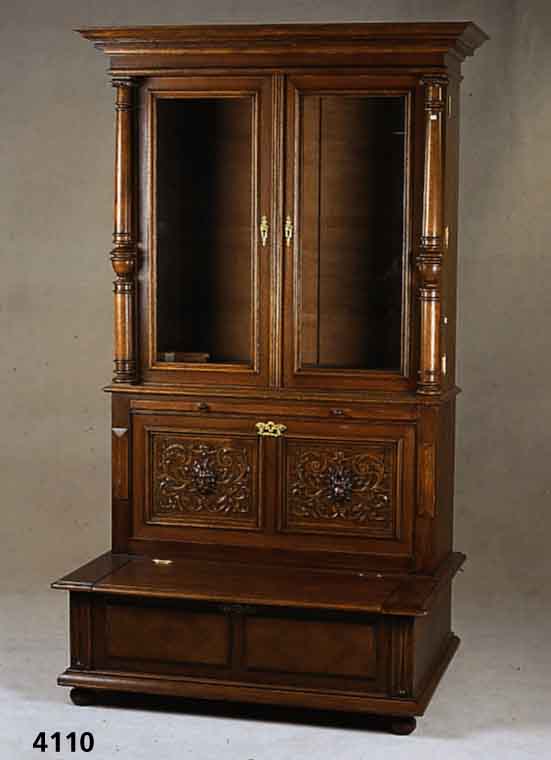 Truhenbank-AufsatzmÖbel, deutsch, um 1880/90, GrÜnderzeit, Barock-Renaissancestil, Korpus Weichholz, Trage- und Zierteile Eiche massiv, ...