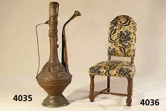 Wasser- bzw. Zierkanne, Persien, um 1910/20, Kupfer getriegen, z.T. figural bzw. Masken- haft ausgestattet, aus dem Vollmetall getrie- ben, ...
