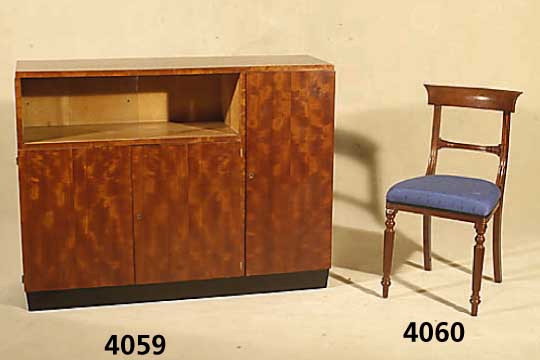 4 StÜhle, England, um 1860, victorianisch, Gestell massiv Palisander !!!, ausgesuchtes Holz, Lehne geschweift und gerieft, Verspros- sung mit ...