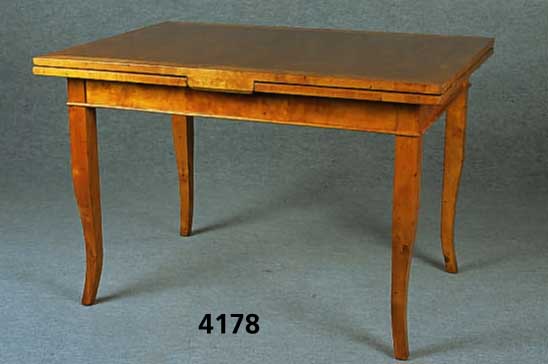 Tisch, Biedermeierstil, Birke massiv, nach altem Vorbild, schÖnes StilmÖbel, sehr gute Verarbeitung, wohnfertig, ca. 79x120x85 cm