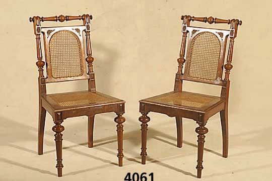 2 StÜhle GrÜnderzeit, um 1890/1900 z.T. Weichholz, Nußbaum auf Mahagoni gebeizt, riech e Drechselarbeit, abstrakt floral, origianl ...