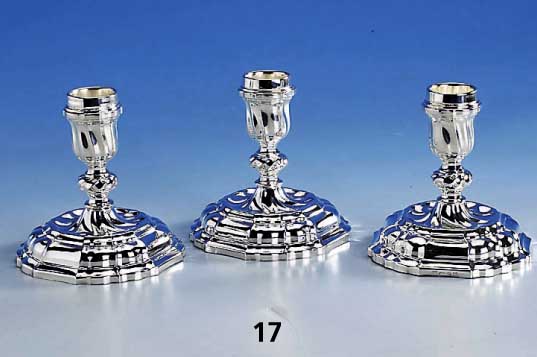 Set: 3 Kerzenleuchter, 925er Silber, barockisierend, Meistermarke Gebr. Deyhle, SchwÄbisch-GmÜnd, gefÜllt, H ca. 10 cm, passend zu Kat.-Nr. ...