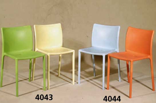 4 StapelstÜhle, sogenannte Air Chairs, Entwurf Jaspar Morrison, Hersteller Magis, Italien, 80er Jahre, in den Farben fuchsia, weiß, hellgelb und ...