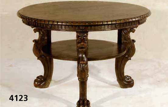 Tisch, deutsch, um 1925/30, Renaissancestil, Eiche massiv, Eichefurnier, 3-fÜßig, Beine in Form von LÖwen, Fratzen und Tatzen, mit Akan- ...