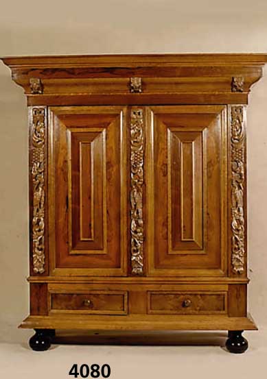 Dielenschrank, Niederlande, nach Vorbild des 18. Jhds., Korpus z.T. Eiche massiv, signiert "Origineel Groenlose", 2 Schubladen, fÜr ...