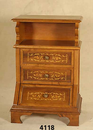 VielzweckschrÄnkchen, nach altem Vorbild, Nußbaumfurnier, 3 SchubfÄcher, sparsam intar- siert, als Ablage- bzw. Telefonschrank bestens zu ...