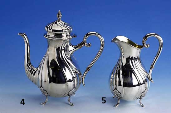 Saftkrug, Kopenhagen 1927 830er Silber, Innenvergoldung, Meistermarke MICHELSEN, Wardeinmarke Heise, 4 FÜße, Griff mit DÄmmringen, ...