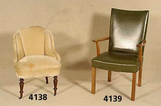 2 Ankleidesessel, deutsch, um 1890, Barock- stil, Gestell Buche massiv, Federkernpolster aus der Zeit, RÜcken WÜlste mit gewÖlbter FlÄche, ...