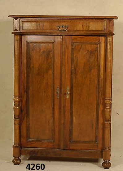 Vertiko, deutsch, um 1890/1900, Korpus Weichholz, Nußbaum- bzw. Wurzelnußfurnier, teilweise auf Rahmen gearbeitet, aufgesetzte Leisten ...
