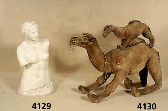 3/4 Akt der Venus von Milo, Original steht im Louvre in Paris, nach dem Vorbild von 420 v. Chr., vollplastisch, Abzug mit allen Fehl- stellen, ...