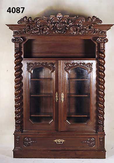 Vielzweckschrank, deutsch, um 1910/12, sogenannter Danziger Barockstil, Korpus Weich- holz/Hartholz, grÖßtenteils auf Rahmen gear- beitet, Eiche ...