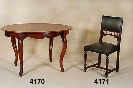 Louis-Philipp-Tisch, deutsch, um 1850/60, Beine Buche, Zarge horizontal aufgesetztes Palisanderfurnier, Platte Nußbaum massiv, StÜtzteile ...