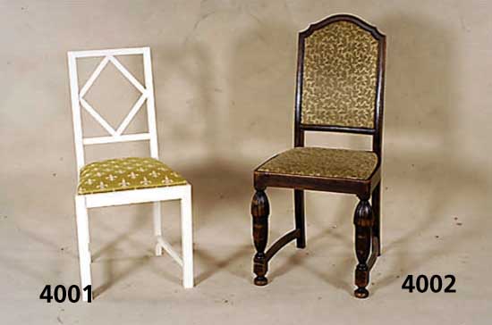 2 StÜhle, deutsch, um 1900/10, Rahmen Eiche massiv, Front mit Balusterbeinen, schÖne Drechselarbeit, Seiten versprosst, RÜckenteil geschwungen ...