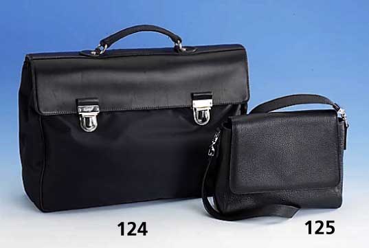 DAVIDOFF Aktentasche, in schwarzem Leder/ Nylon, 2 InnenfÄcher, 1 x mit Reißverschluß, 1 Aussenfach mit Reißverschluß, Tragegriff, ...