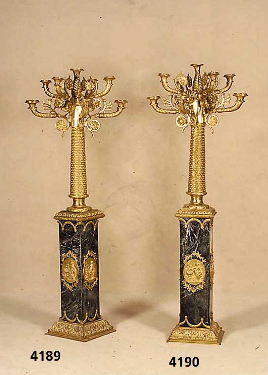 Prunkleuchter, Frankreich, 30er/40er Jahre, Gelbguß, schwarzer Marmor, im Empirestil von 1810/20, gegossen, 6-facher Aufbau und 6-fache ...