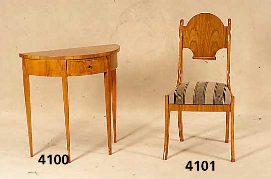 Konsolentisch, im Biedermeierstil, Kirsch- baum massiv, poliert, nach altem Vorbild von 1820/30, unter Verwendung Älterer Teile, schÖnes ...