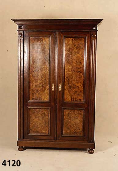 GrÜnderzeitschrank, deutsch, um 1890/1900, Front auf Rahmen gearbeitet, Korpus Weichholz, schÖnes Furnierbild in Wurzelnuß, gespiegelt bzw. ...