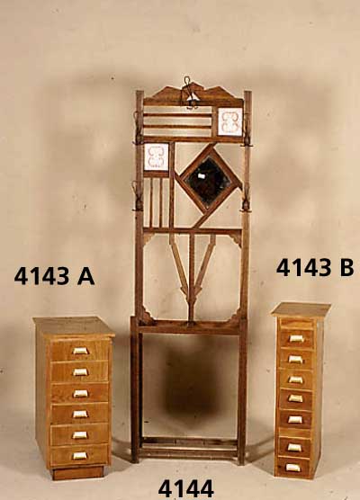 2 ApothekerschrÄnkchen, deutsch, 30er/40er Jahre, Korpus Weichholz, Kirschbaumfurnier, 1x mit 7 Schubladen, z.T. mit Inneneinrichtung , 1x mit 6 ...