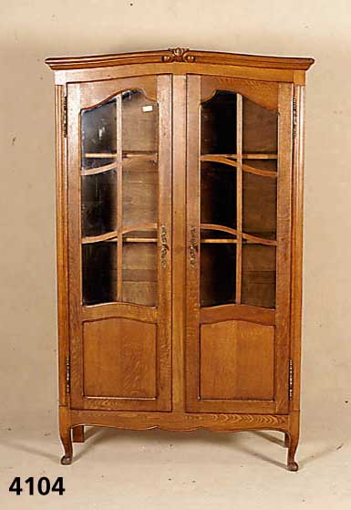 Glasvitrine, deutsch, nach altem Vorbild, Eiche massiv, drei EinlegebÖden, mit Sprossen- fenstern, leichte Gebrauchsspuren, schÖnes praktisches ...