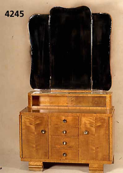 Frisierkommode, deutsch, um 1930, Korpus Weichholz und Buche, 3-teilig, Vitrinenteil verglast, Ahorn- bzw. helles Wurzelnußfurnier, sogenannte ...