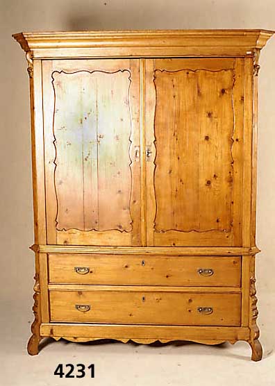 Aufsatzschrank, wohl Niederlande, um 1830/40, Kiefer massiv, aufgesetzte Leisten, Ober- teil mit sogenannter BrezelfÜllung, abge- schrÄgte ...