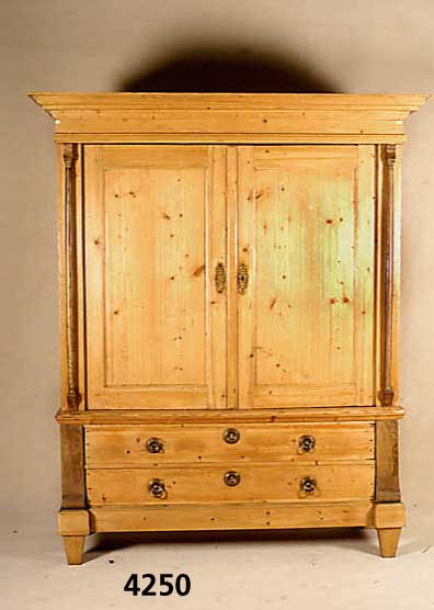 Vielzweckschrank, Niederlande, um 1820/30, Korpus Weichholz/Hartholz, Front auf Rahmen gearbeitet, Zierbelkiefer bzw. Kiefer massiv, Seiten Eiche ...