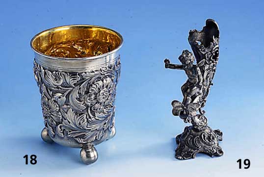 Becher, Hanau um 1930, Innenvergoldung, 925er Silber, Meistermarke, Wandung z.T. Treibarbeit, ziseliert und nachgestochen, aufwendig, nach dem ...