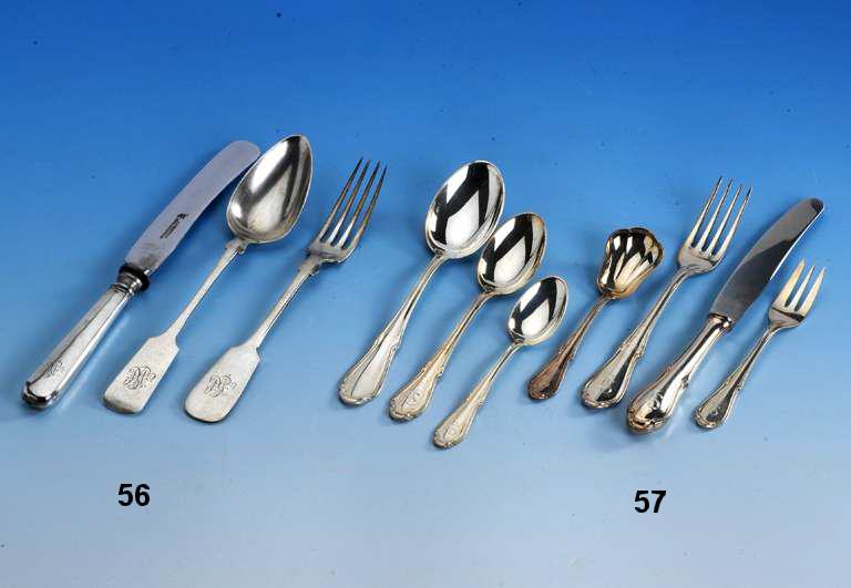 Spatenbesteck fÜr 6 Personen, deutsch um 1870/80, 800er Silber und 13-lÖtig, Bes.- Monogr., best. aus 6 Gabeln, 6 Messer und 6 LÖffel, total ...