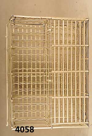 Weinregal, deutsch, um 1900/05, Schmiede- eisen, 2-tÜrig, verschließbar, 14 Ebenen zum Lagern von Flaschen, cremefarben gestrichen, sehr selten ...