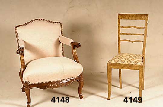 2 StÜhle, deutsch, um 1928/30, sogenanntes Deutsches ArtDeco, Weichholz, Birkewurzelfur- nier, Bezug erneuert, Altersspuren, zeittyp- isch, ca. ...