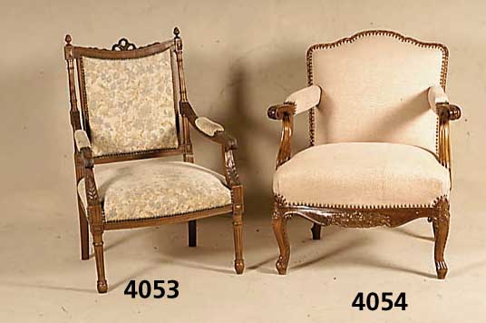 Stuhlsessel, deutsch/Frankreich, um 1900/10, Louis XVI-Stil, Nußbaum massiv, Schnitzerei aus dem Vollholz, Akanthusblatt, vielfach gerieft, ...