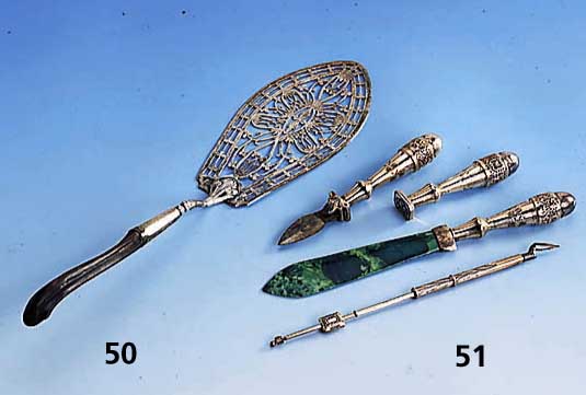 Tortenheber, deutsch, Augsburg um 1808, 13-lÖtiges Silber, Meistermarke PFB mit Stern ungedeutet, schÖne filigrane Durchbrucharbeit, reich ...