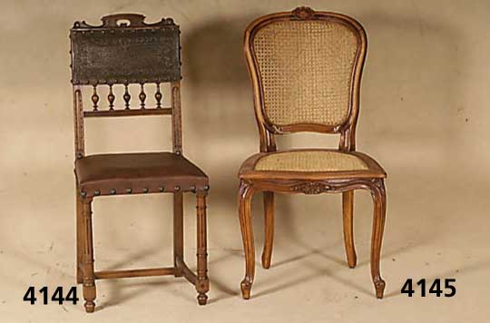 4 Barockstil-StÜhle, Italien, 60er/70er Jahre, Buche massivnach dem Vorbild von 1760, allseitig geschweift u. gerieft, einfach u. doppelt ...