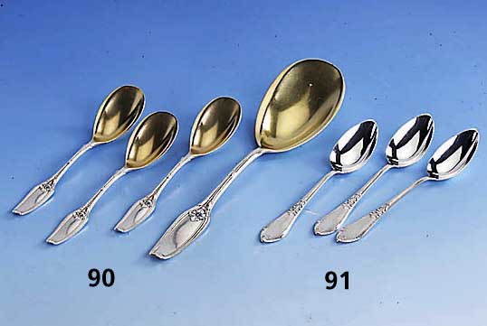 10 KompottlÖffel und 1 VorlegelÖffel, deutsch um 1900, Wilkens Bremen, reiner Jugendstil, 800er Silber teilvergoldet, berieben, floraler Dekor ...