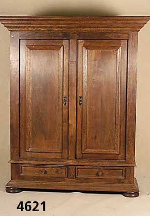 Vielzweckschrank, Niederlande, Barockstil, Eiche massiv, Eichefurnier, Kopf und Fuß viel- fach getreppt, aufgesetzte Zierleisten, diese 4-fach ...