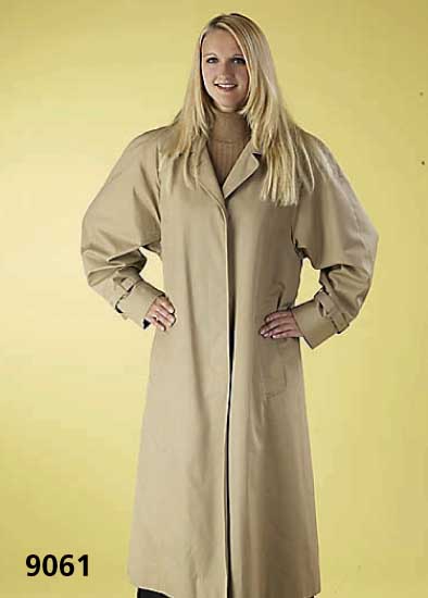 Trenchcoat, beige, ca. Gr. 44, Baumwolle/Polyester, kariertes Innenfutter, lt. Label hergestellt von dem Schneider der Queen, Ärmelriegel, ...
