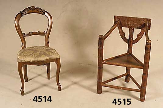 4 LÖffelstÜhle, Italien, nach dem Vorbild von 1840, Louis-Philippe-Stil, Buche massiv, allseitig geschweift und gerieft, Zierteile mit Veluten- ...