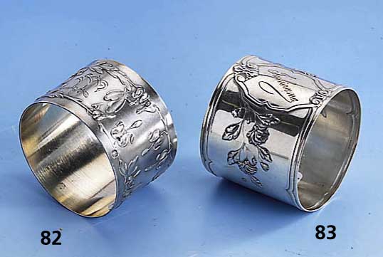 Serviettenring, Frankreich um 1900, 950er Silber, umlaufendes Dekor: trÄnende Herzen, schwere Ausf., Meistermarke E. Molle, Innenverg., Monogr. ...