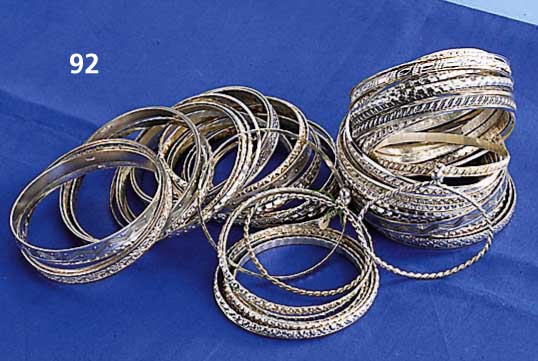Reiches Konvolut Silber-Armreife, total ca. 1170 g, verschiedene Modelle, viele Dubletten