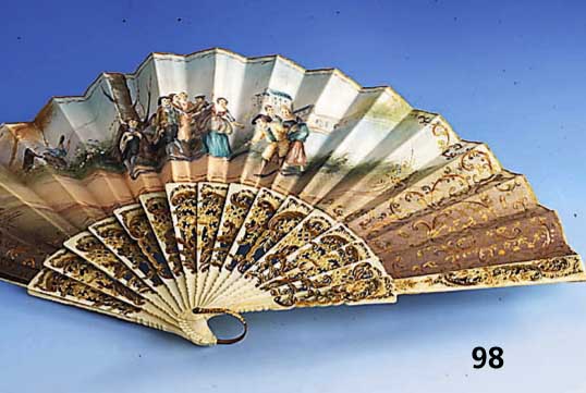 FÄcher, wohl deutsch um 1880/90, Bein, Gouachemalerei auf Papier und Leinwand, gute Durchbrucharbeit, goldfarb. lackiert und goldgehÖht, L. ca. ...