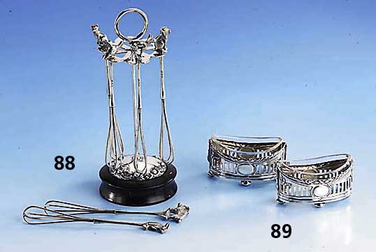 Set 6 Champagnerquirls, 800er Silber, Hanau um 1910, Enden in Tierdarstellungen u. a. Hund, Fuchs und Schwein, zum AufhÄngen auf dazugehÖrenden ...