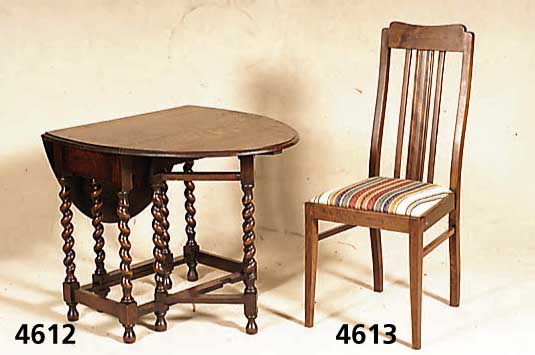 4 StÜhle, deutsch, um 1910, Buche massiv, stÜhle versprosst, Lehne leicht geschweift, strenger Jugendstil, bequem, wohnfertig, ca. 106x45 cm, ...