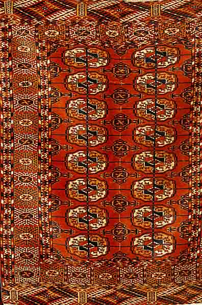 Tekke Buchara, Rußland, um 1920, Wolle auf Wolle, ca. 140 x 113 cm, SchÄtzwert: 1450.- EURO, EHZ: 2-3,