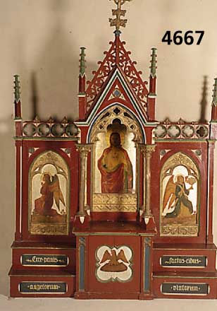Ein Oberteil eines Kirchenaltars, dt. um 1860/ 70, sogenannte Neugotik, Weichholz/Hartholz bunt gefaßt, z.T. vergoldet, teilweise alte Fassung, ...