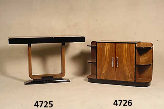 ArtDeco-Barschrank, Frankreich, um 1920, geflammter Nußbaum gespiegelt furniert, Kanten schwarz abgesetzt, offene FÄcher bzw. Ablagen links und ...