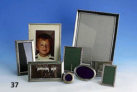 Großes Lot ca. 20 Bilderrahmen, Überwiegend Silber, versch. Formen und GrÖßen, z.T. o. Glas, sehr reichhaltig