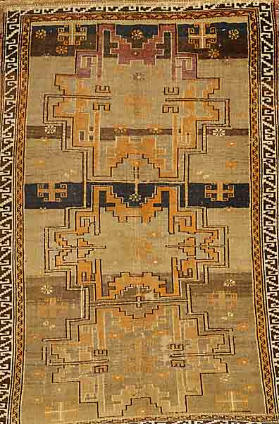 Kazak, Rußland, um 1880, Wolle auf Wolle, ca. 130 x 100 cm, SchÄtzwert: 1700.- EURO, EHZ: 4-5