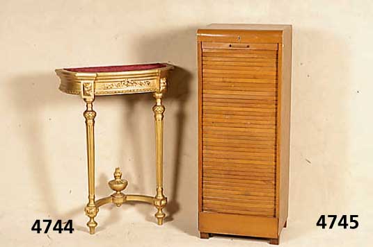 Konsole, Italien, um 1950/60, Linden- und Buchenholz massiv, aufgesetzte Schnitzerei, BÄrlauch und FreundschaftsbÄnder, SÄulen z.T. ...