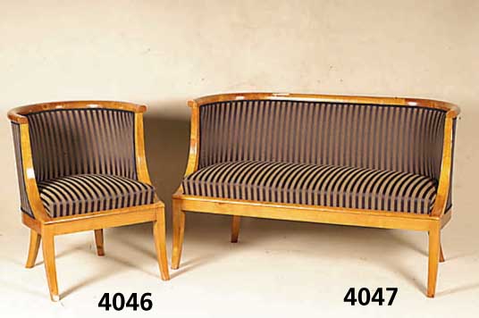 Sofa, Biedermeierstil, nach dem Vorbild von 1830, Kirschbaum massiv, gestreifter Bezug, wohnfertig, handpoliert, sehr bequem, prak- tisch, ...